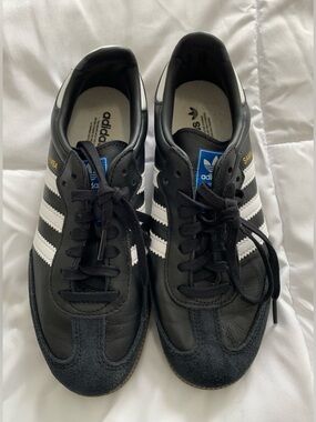 Like New Adidas Sneakers Size 5 1/2